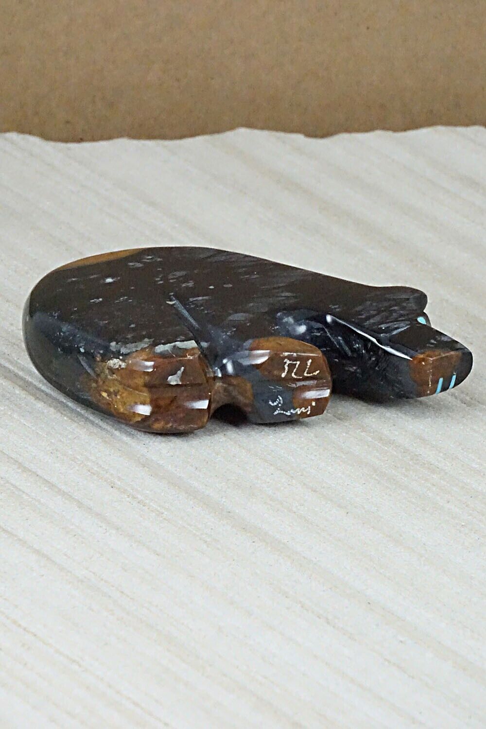 Bear Zuni Fetish Carving - Rodney Laiwakete
