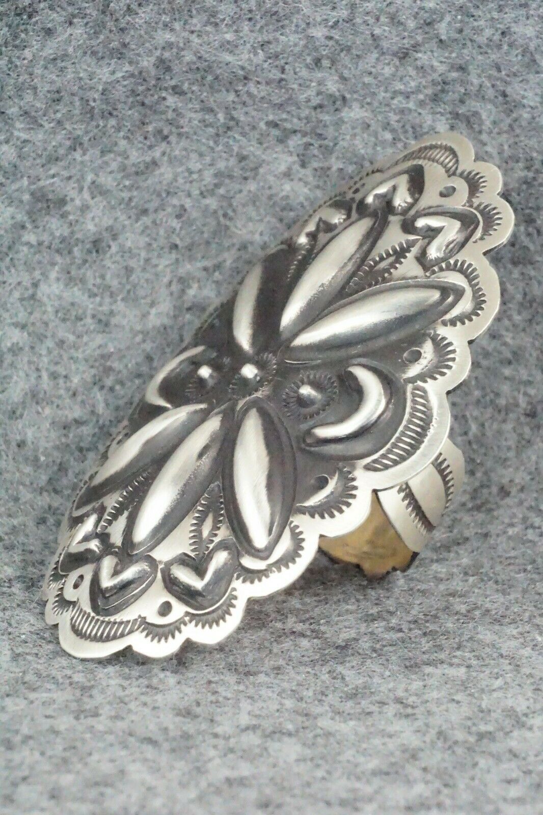Sterling Silver Ring - Leander Tahe - Size 9
