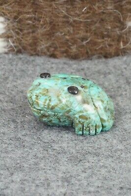 Frog Zuni Fetish Carving - Reynold Lunasee