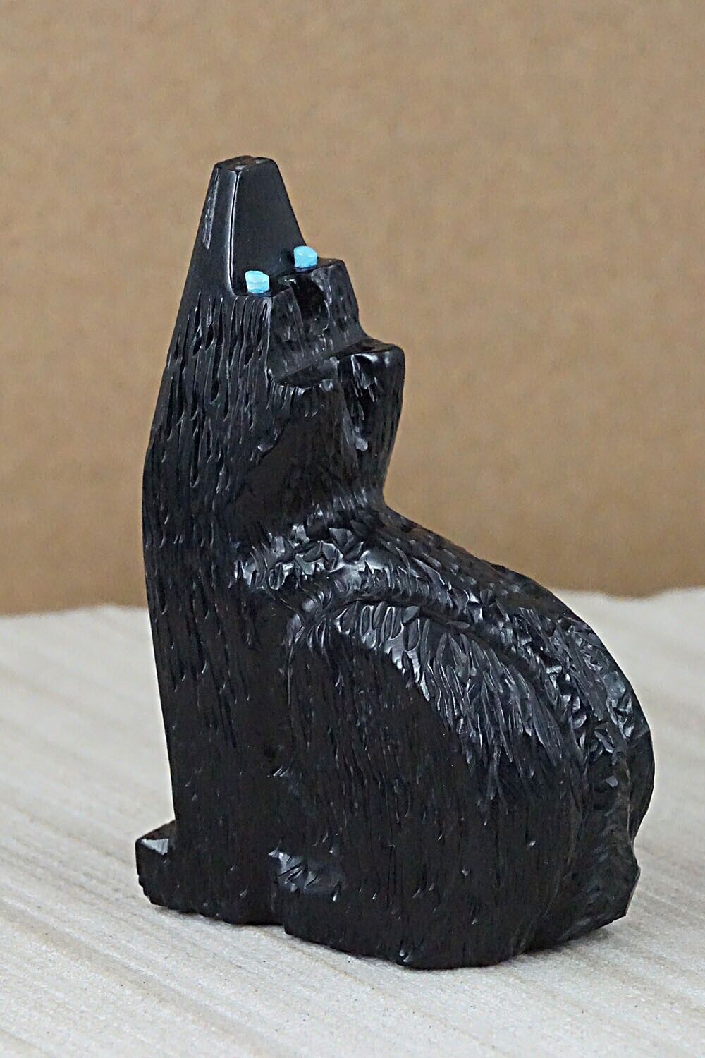 Wolf Zuni Fetish Carving - Joleen Tsethlikai