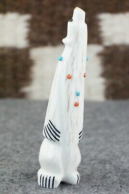Bear Zuni Fetish Carving - Claudia Peina