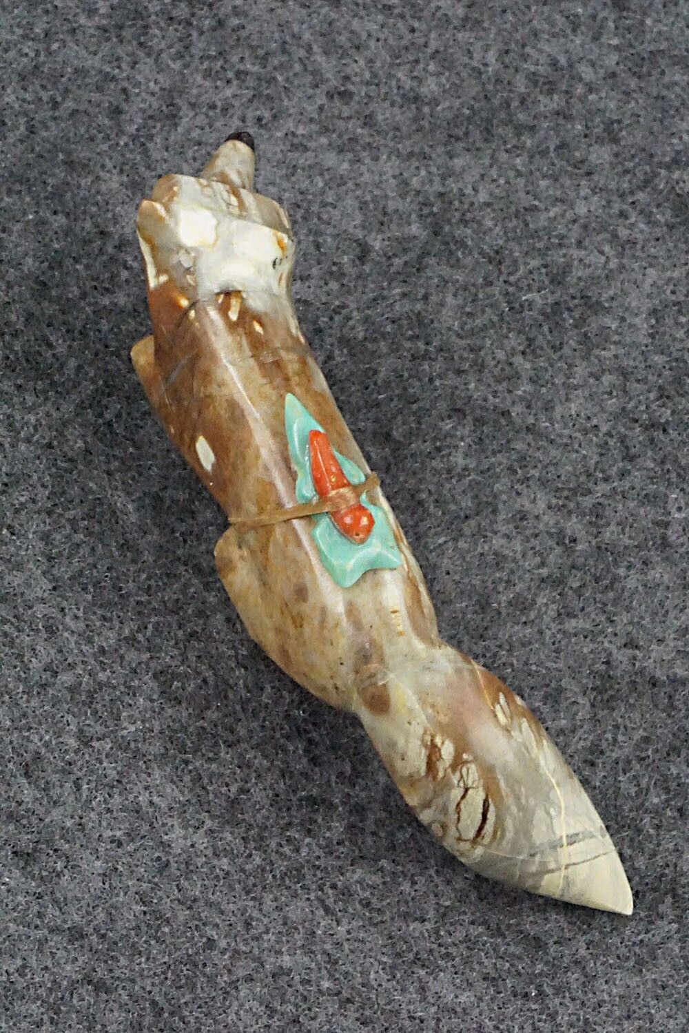 Wolf Zuni Fetish Carving - Enrike Leekya