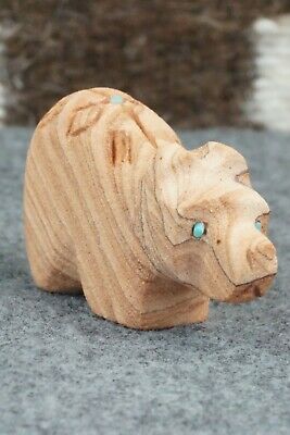 Bear Zuni Fetish Carving - Brandon Phillips