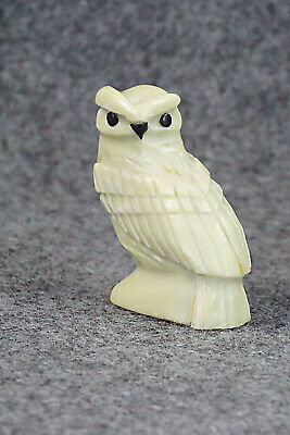 Owl Zuni Fetish Carving - Edison Bobelu