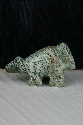 Bear Zuni Fetish Carving - Cameron Nastacio - High Lonesome Trading