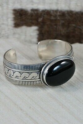 Navajo Onyx & Sterling Silver Bracelet - Raymond Delgarito - High Lonesome Trading