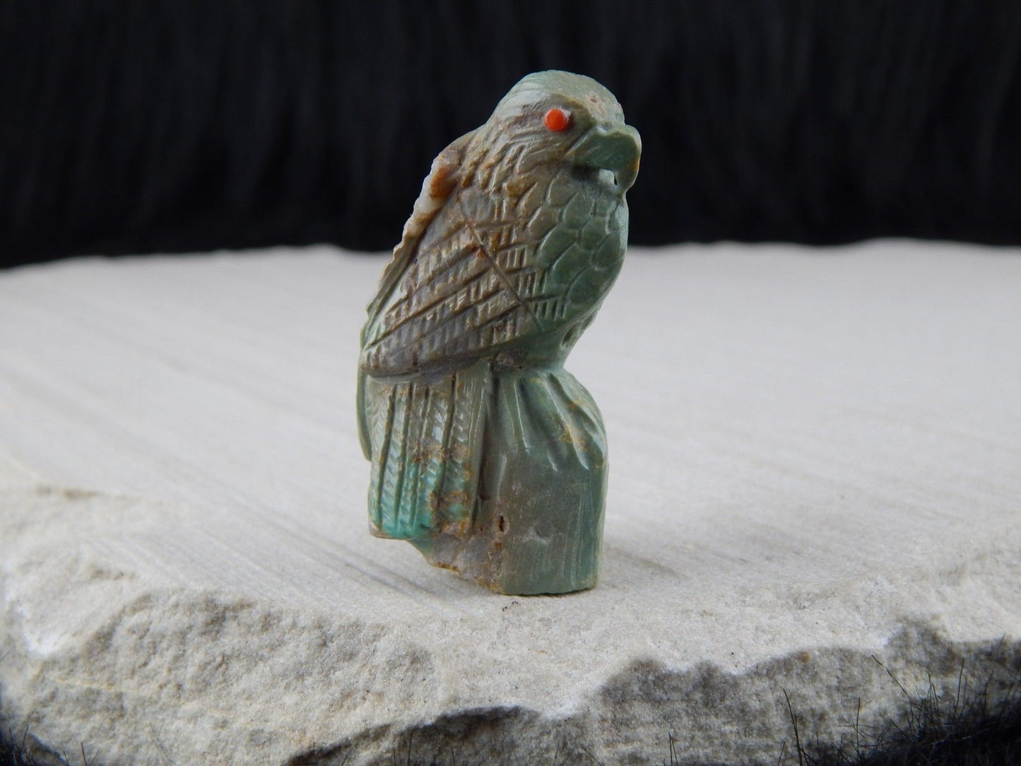 Eagle Zuni Fetish Carving - Derrick Kaamasee - High Lonesome Trading