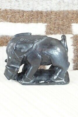 Boar Zuni Fetish Carving - Derrick Kaamasee