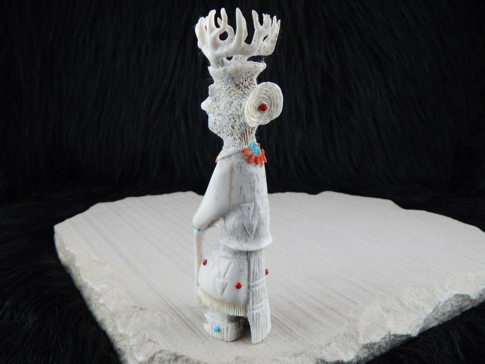 Dancer Zuni Fetish Carving - Marlon Lowsayatee - High Lonesome Trading