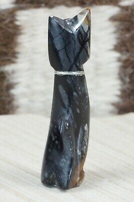 Cat Zuni Fetish Carving - Kenny Chavez