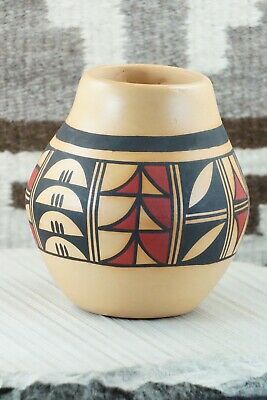 Hopi Pottery - D. Tsiny