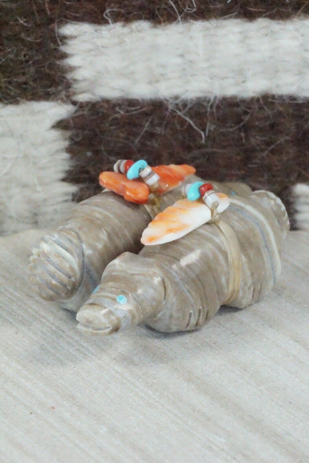 Wolf Zuni Fetish Carving - Peter Gasper
