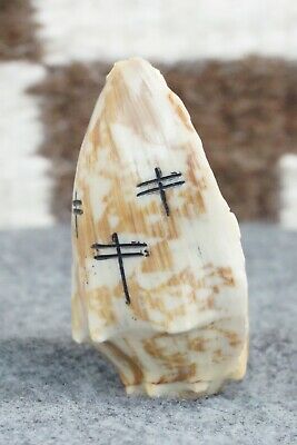 Corn Maiden Zuni Fetish Carving - Kevin Quam