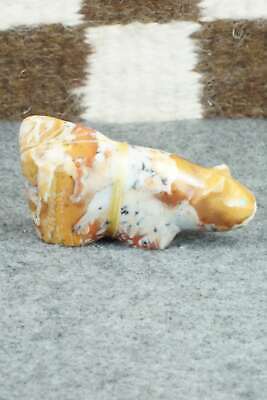 Mountain Lion Zuni Fetish Carving - Daphne Quam