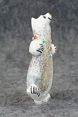 Bear Zuni Fetish Carving - Claudia Peina