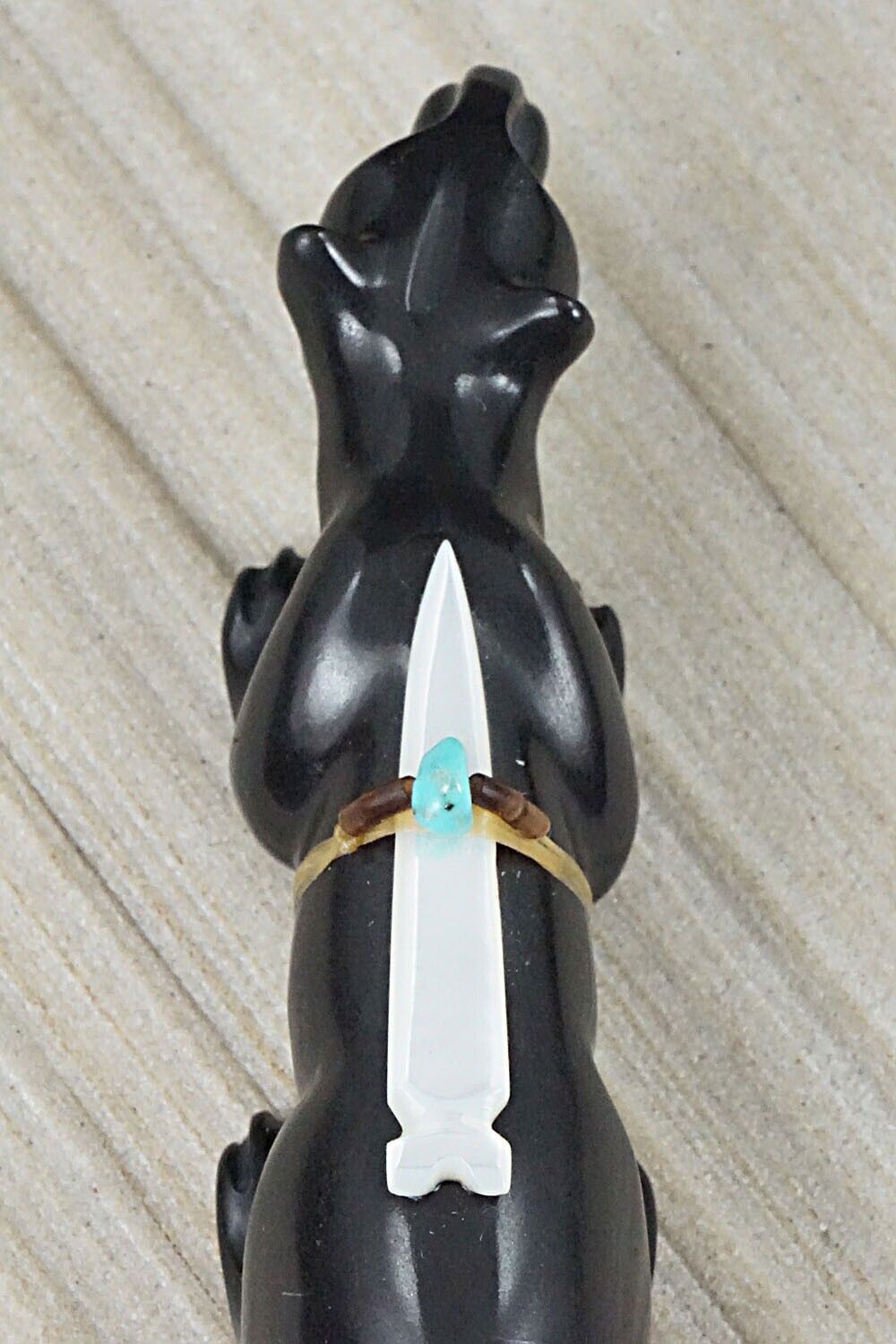 Mountain Lion Zuni Fetish Carving - Albert Eustace