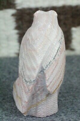 Owl Zuni Fetish Carving - Derrick Kaamasee