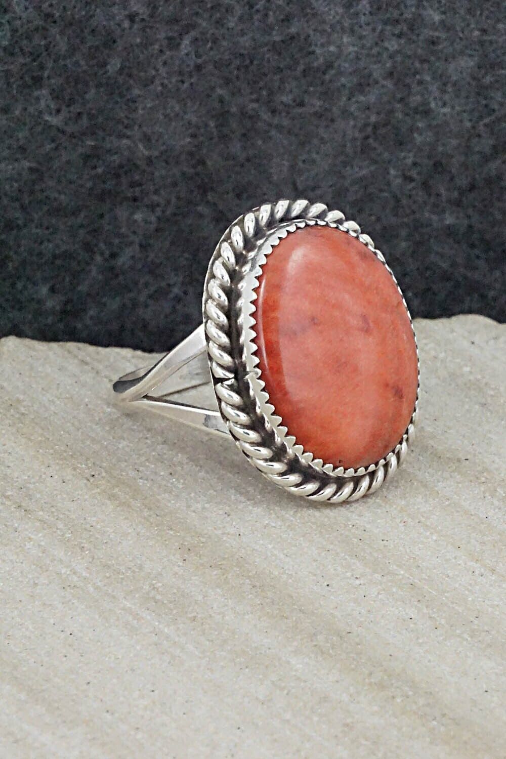 Spiny Oyster & Sterling Silver Ring - Benjamin Martinez - Size 9.25