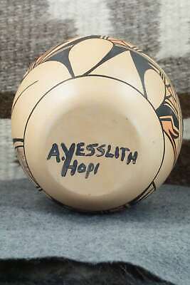 Hopi Pottery - Alta Yesslith