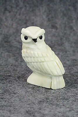 Owl Zuni Fetish Carving - Edison Bobelu