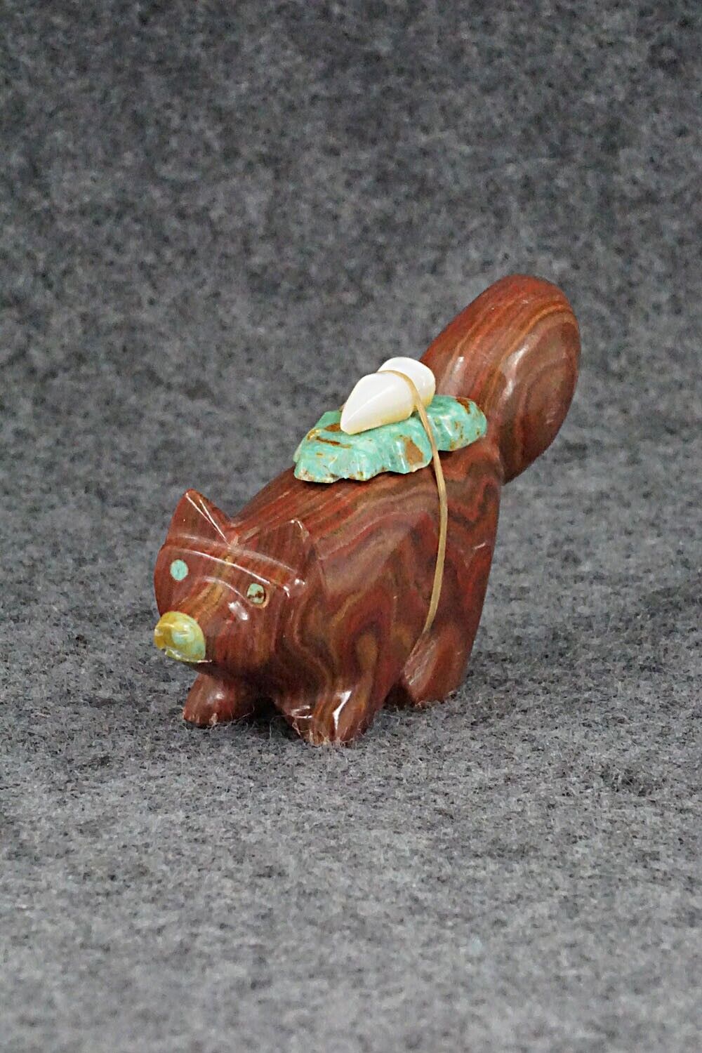 Wolf Zuni Fetish Carving - Enrike Leekya