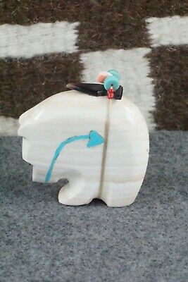 Bear Zuni Fetish Carving - Lisa Bobelu