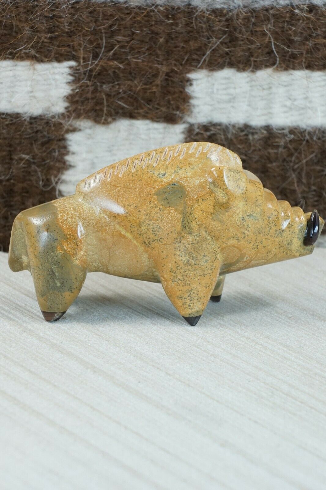 Razorback Hog Zuni Fetish Carving - Enrike Leekya