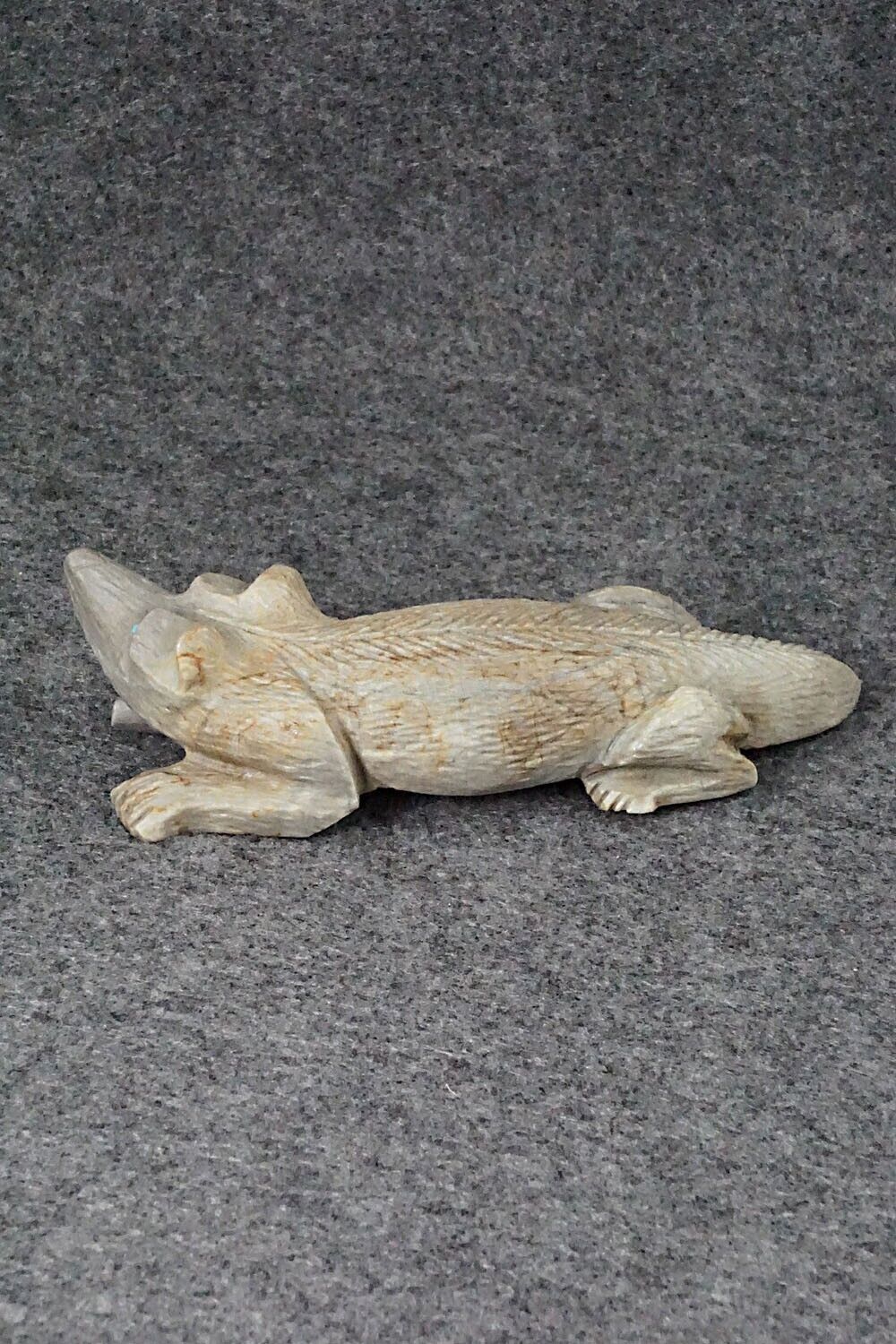 Badger Zuni Fetish Carving - Tony Mackel
