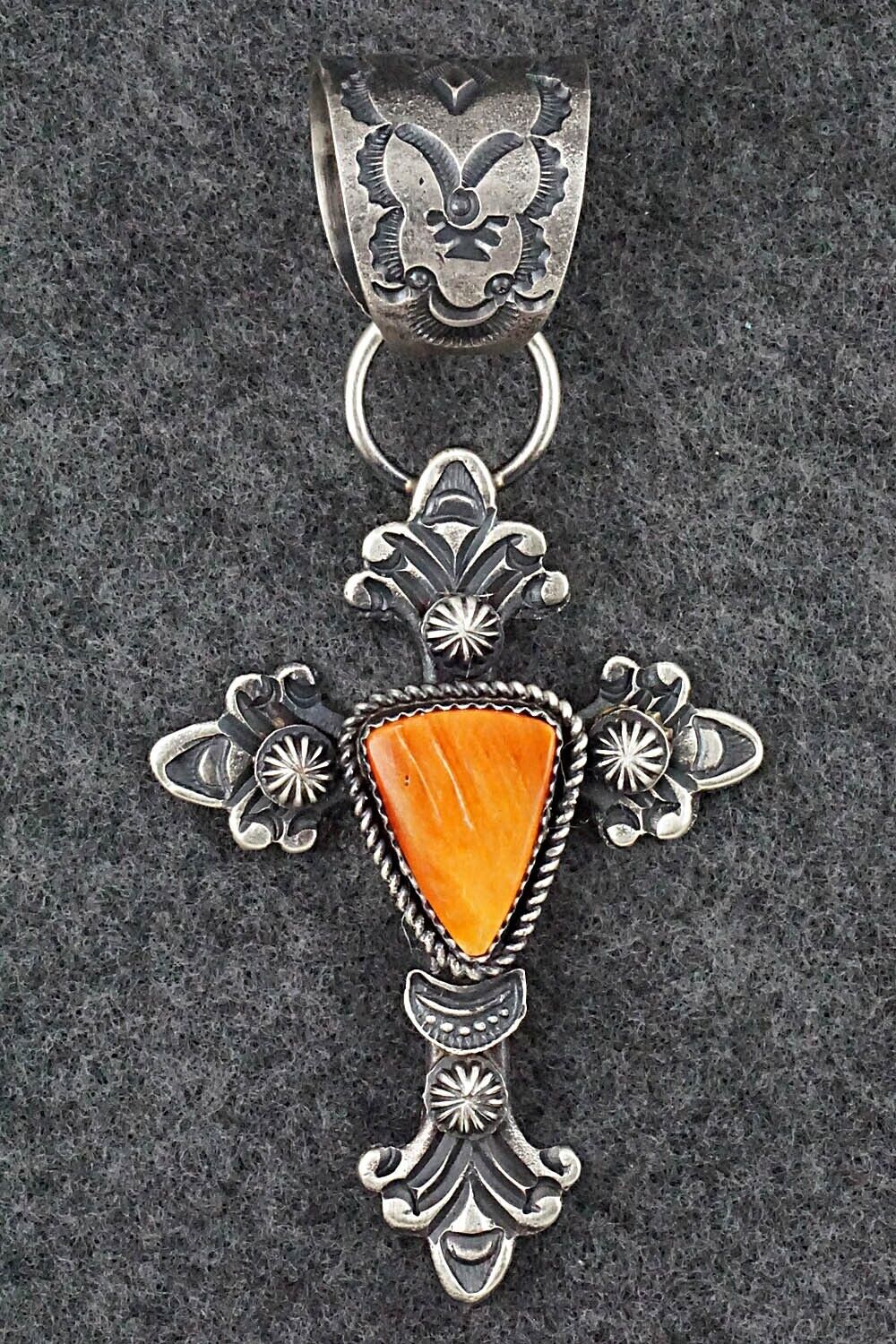 Spiny Oyster and Sterling Silver Pendant - Eva Billah