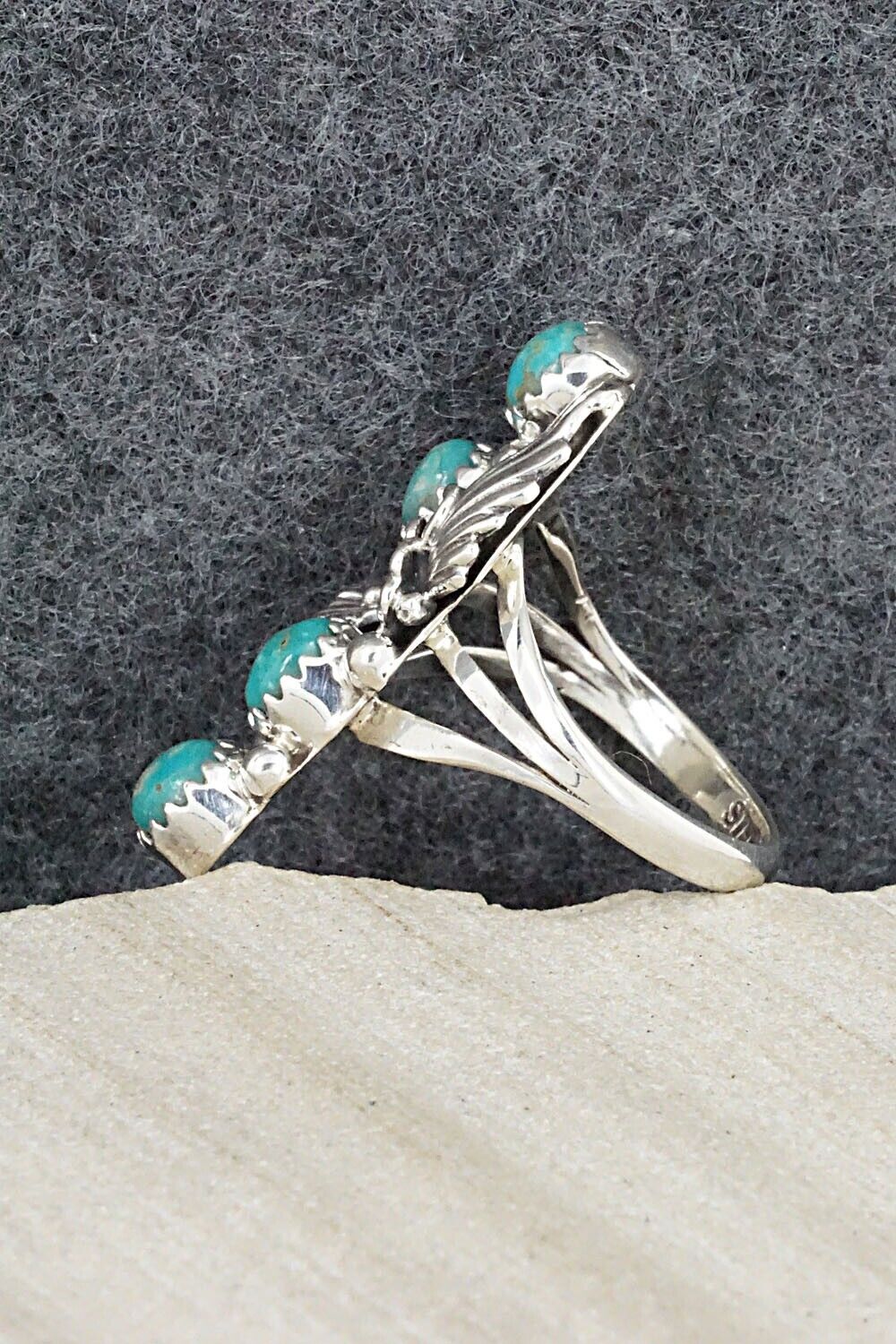 Turquoise & Sterling Silver Ring - Harris Largo - 6.25