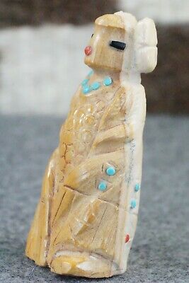 Corn Maiden Zuni Fetish Carving - Derrick Kaamasee