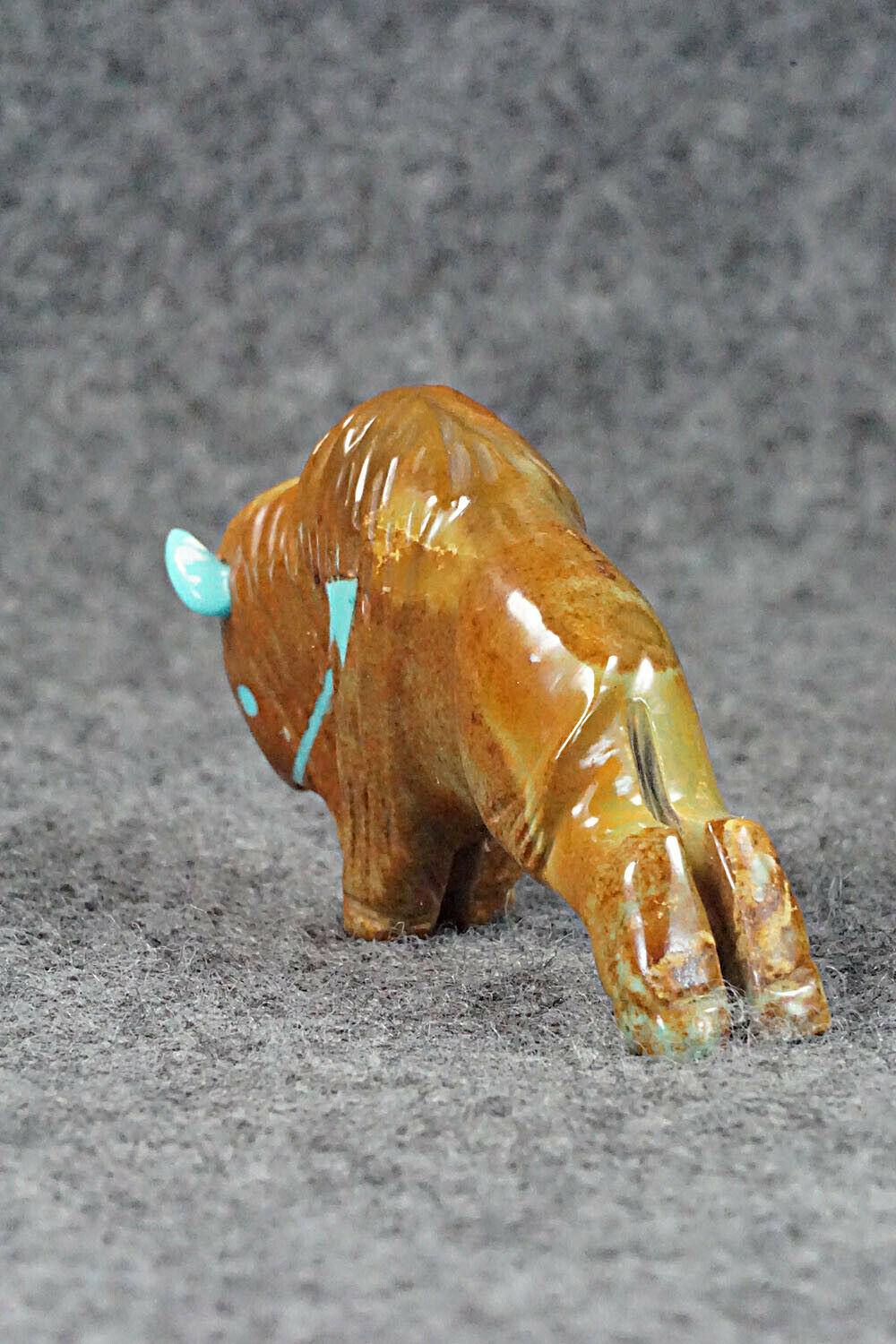 Buffalo Zuni Fetish Carving - Andres Quandelacy