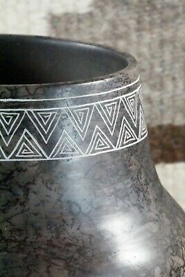 Acoma Pottery - Veronica Lewis