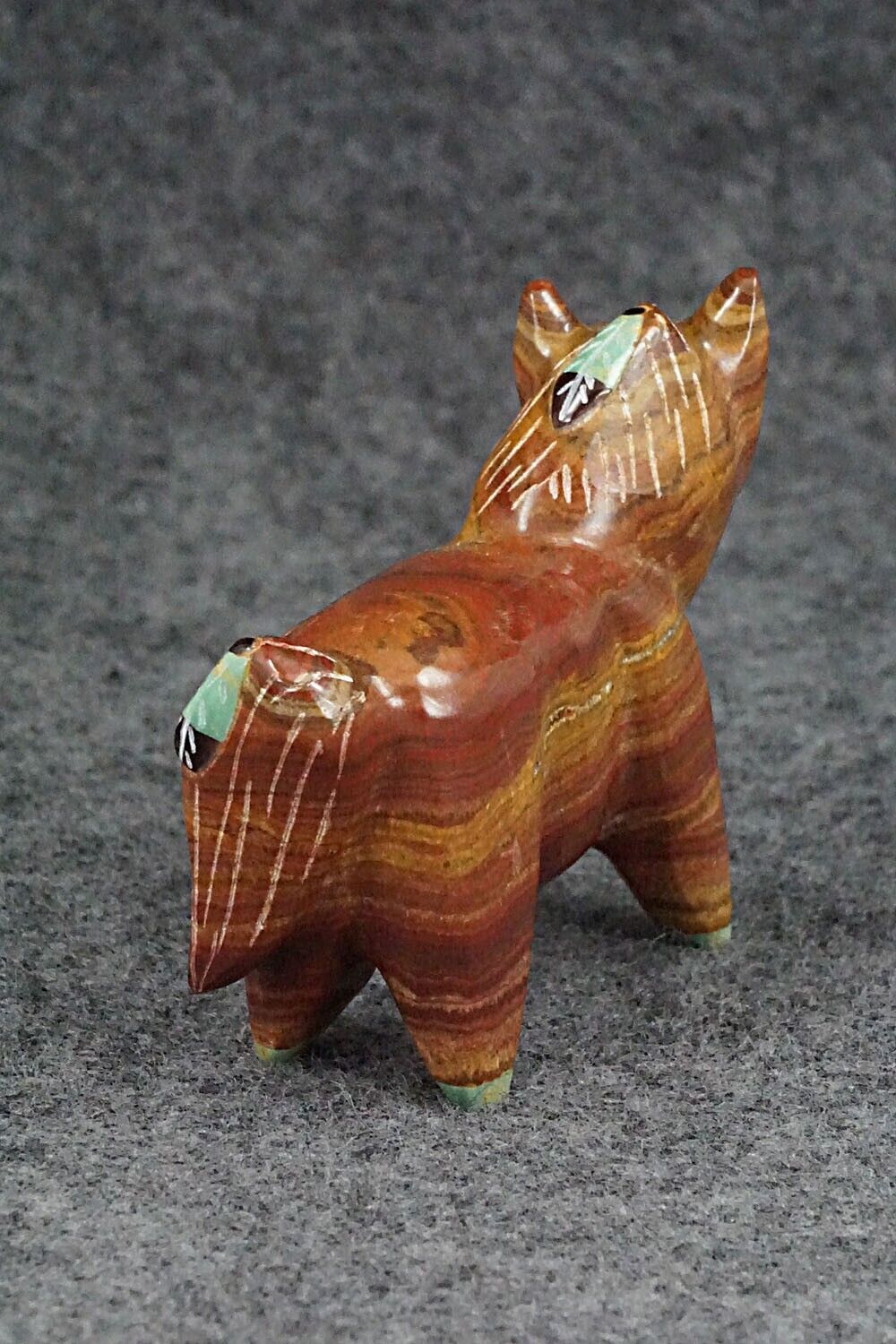 Horse Zuni Fetish Carving - Enrike Leekya