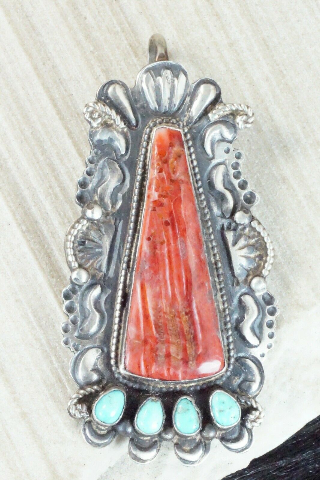 Spiny Oyster, Turquoise & Sterling Silver Pendant - Shawn Cayatineto