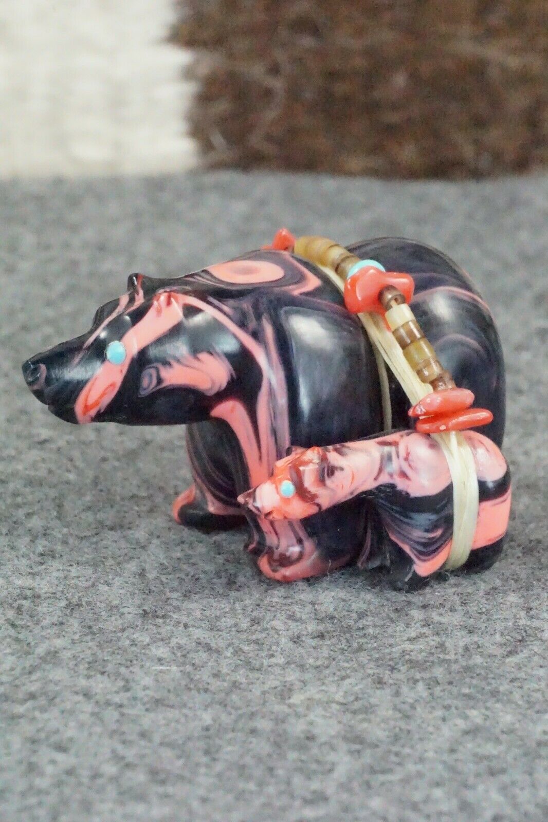 Bear Zuni Fetish Carving - Paulette Quam