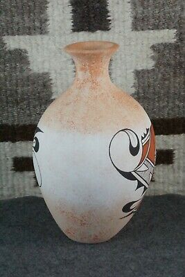 Zuni Pottery - Lorenda Cellicion