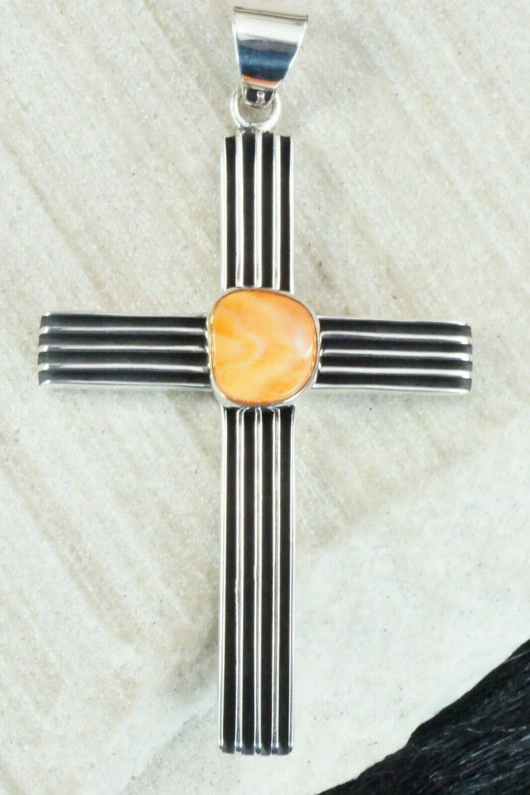 Spiny Oyster & Sterling Silver Pendant - Francis Jones