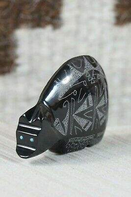 Bear Zuni Fetish Carving - Gerald Peina - High Lonesome Trading