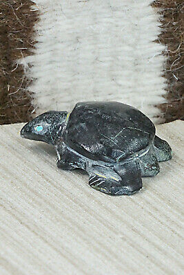 Turtle Zuni Fetish Carving - Ariane Quam