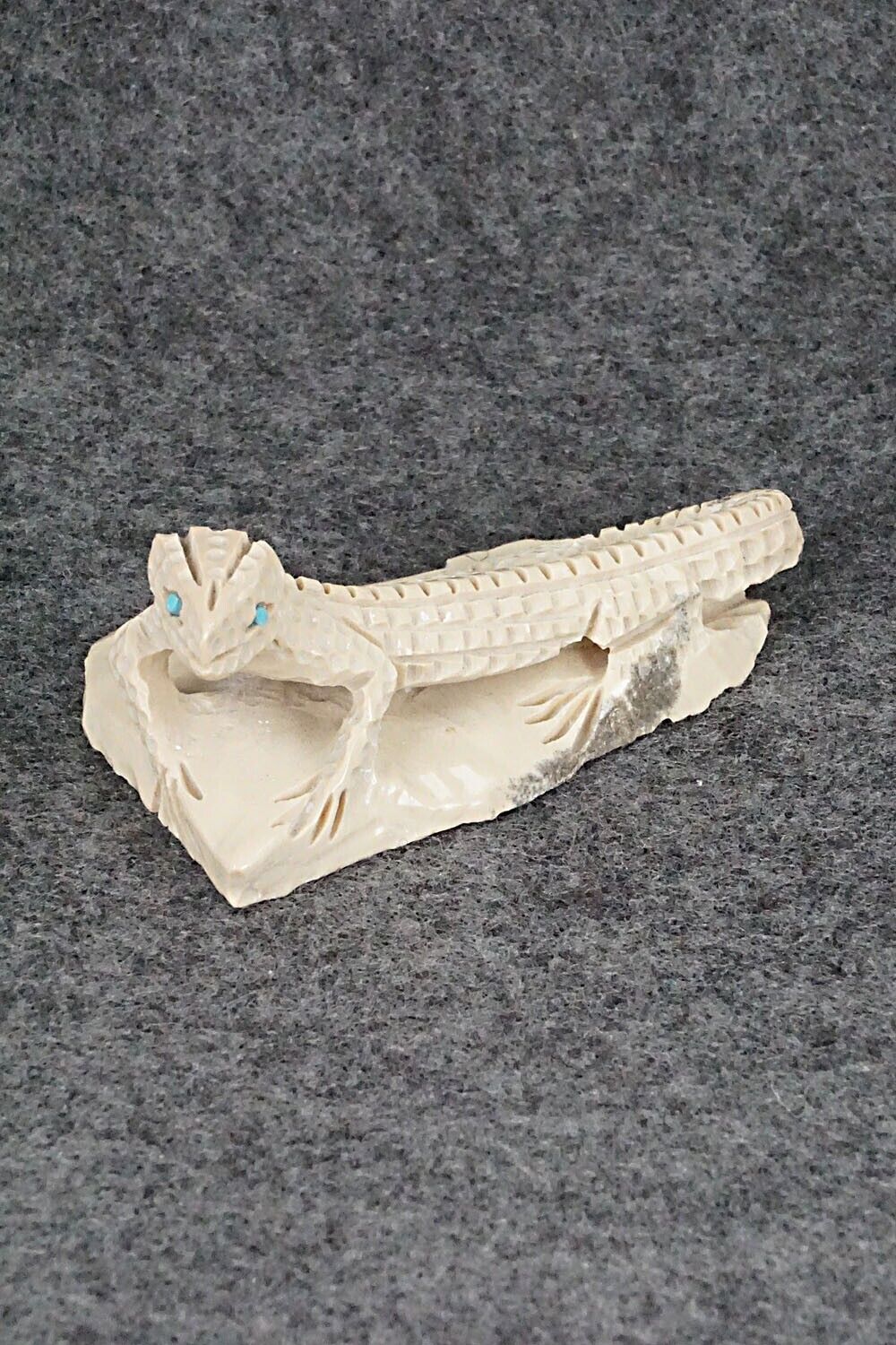 Lizard Zuni Fetish Carving - Jensen Charlie