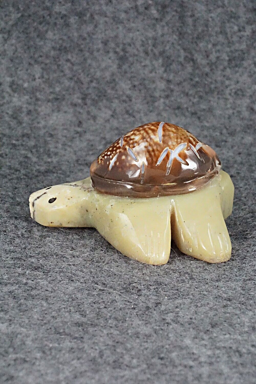 Turtle Zuni Fetish Carving - Fabian Homer