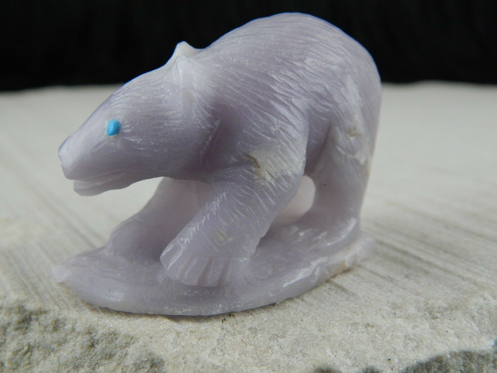 Bear Zuni Fetish Carving - Derrick Kaamasee - High Lonesome Trading