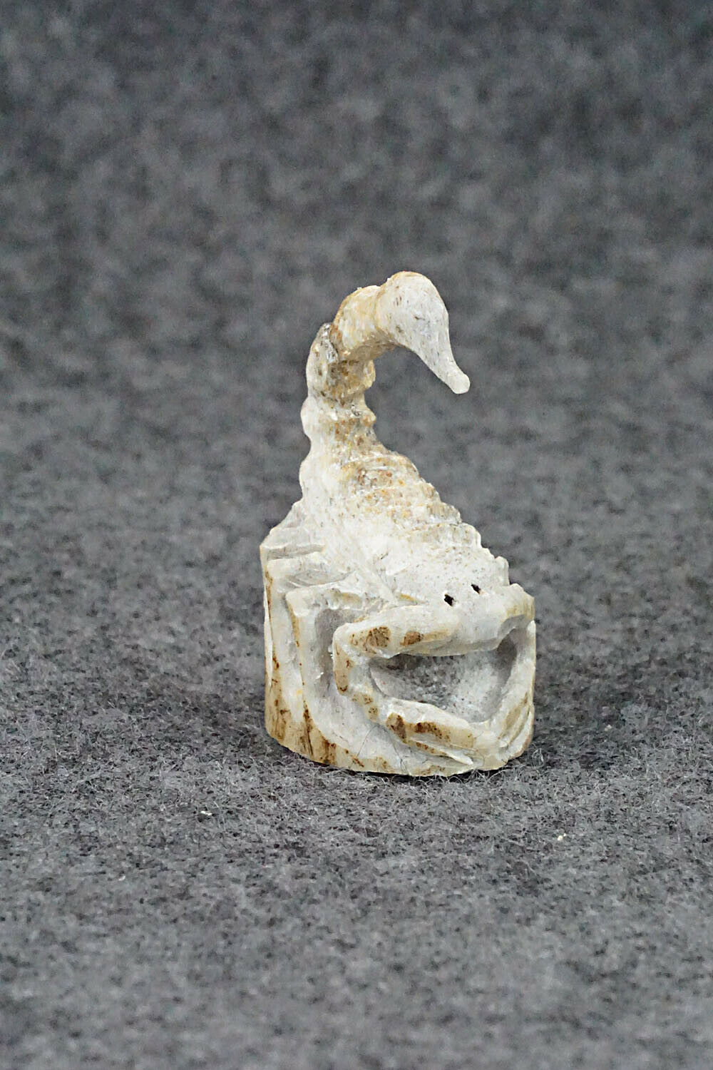 Scorpion Fetish Carving - Lewis Malie Jr.