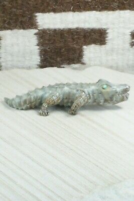Crocodile Zuni Fetish Carving - Joseph Zunie