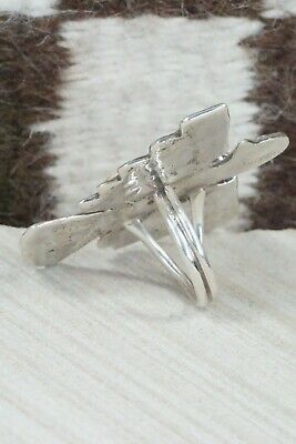 Spiny Oyster & Sterling Silver Ring - Delbert Arviso - Size 9