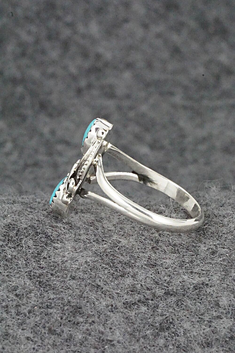 Turquoise & Sterling Silver Ring - William Begay - Size 7.5