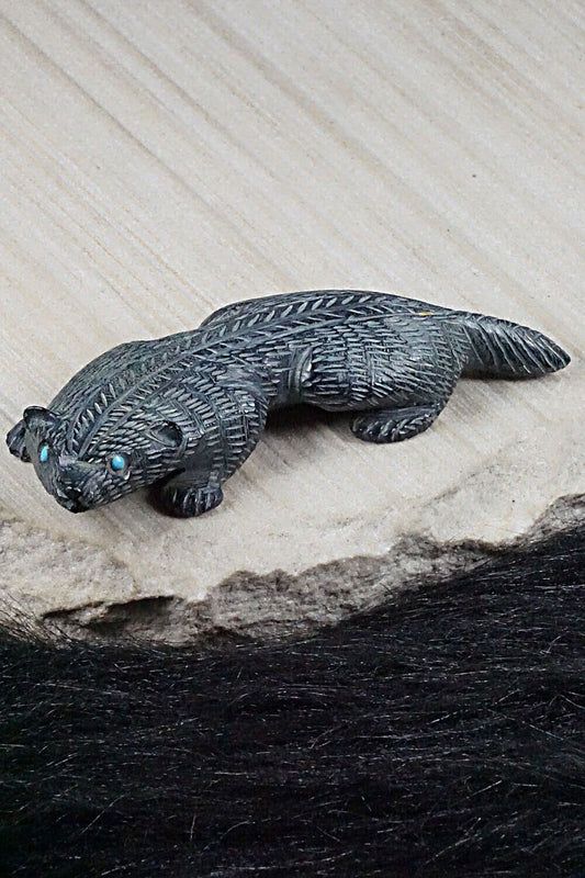 Badger Zuni Fetish Carving - Lance Cheama