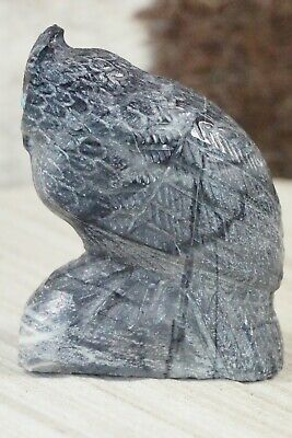 Owl Zuni Fetish Carving - Derrick Kaamasee