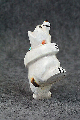 Bear Zuni Fetish Carving - Claudia Peina